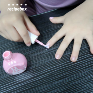 Sơn móng tay gốc nước cho trẻ em RECIPEBOX Kids Water Base Nail Polish màu Cherry Blossom 10ml