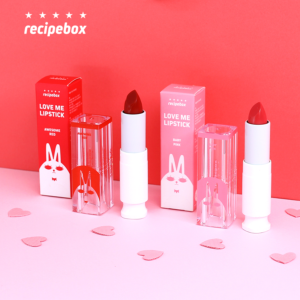 Son môi cho trẻ em RECIPEBOX Love me natural Lipstick Awesome red 3g